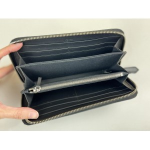 FENDI 7M0210 MONSTER EYES ZIP AROUND LEATHER WALLET